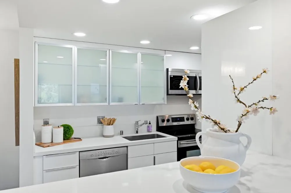 101 Alma Street #806 Palo Alto, CA 94301