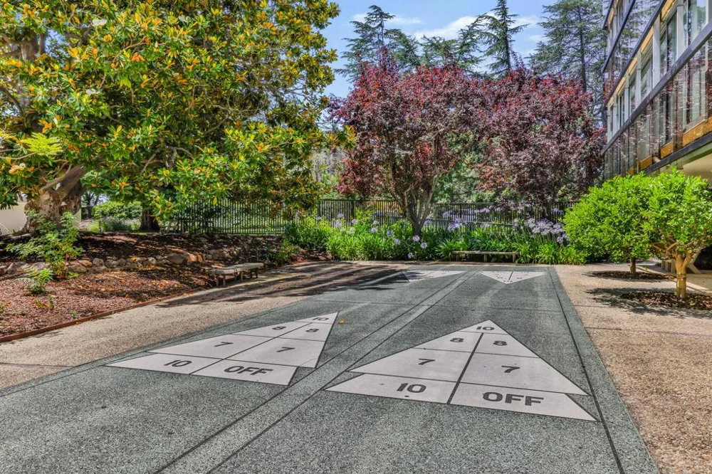 101 Alma Street #806 Palo Alto, CA 94301