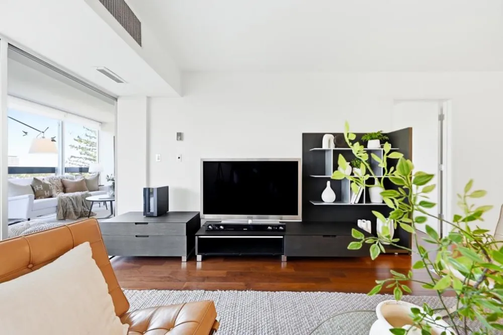 101 Alma Street #806 Palo Alto, CA 94301