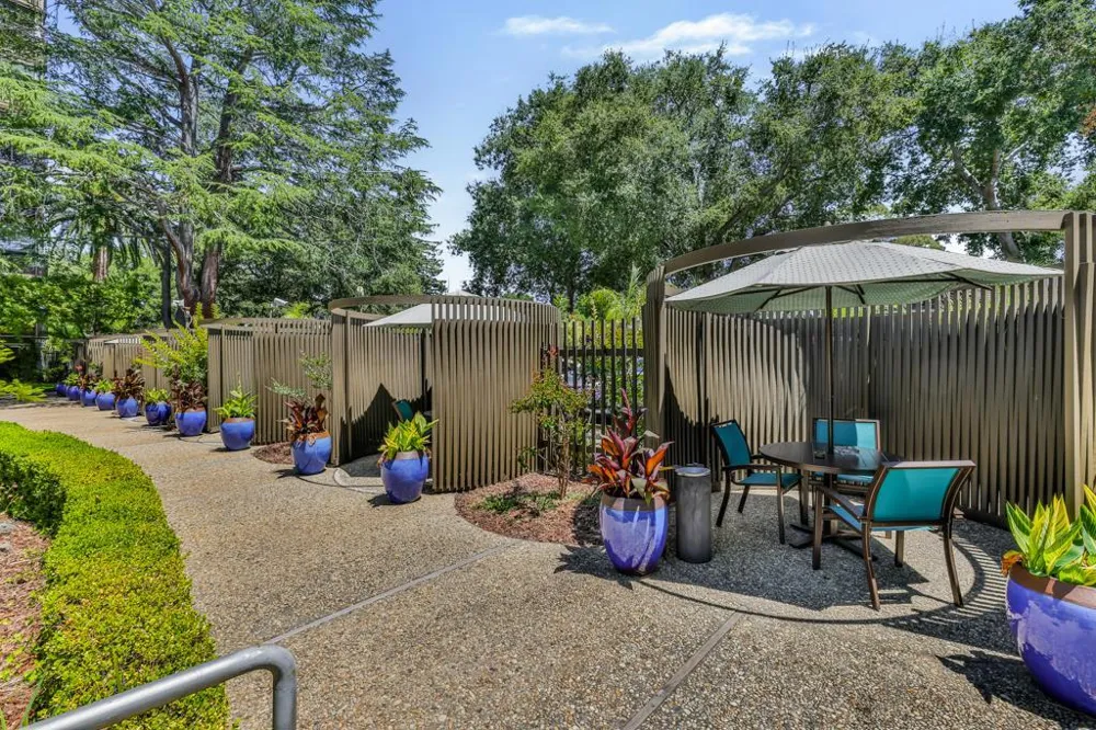 101 Alma Street #806 Palo Alto, CA 94301