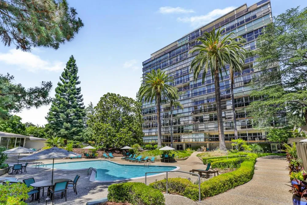 101 Alma Street #806 Palo Alto, CA 94301