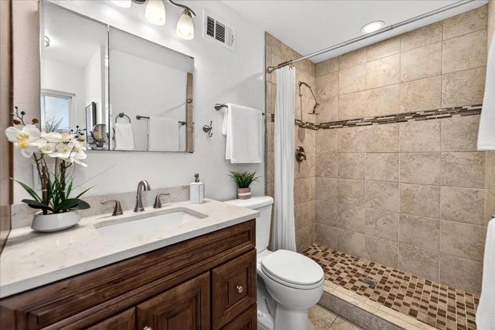 1055 Summerwood Court San Jose, CA 95132