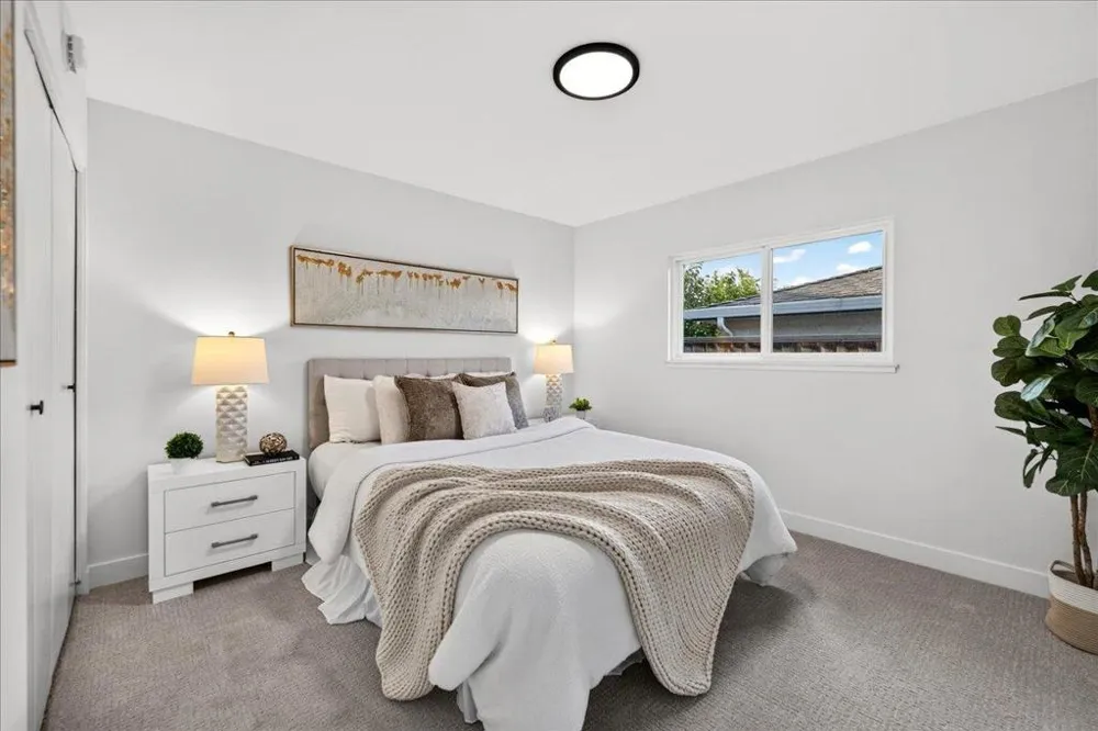 1055 Summerwood Court San Jose, CA 95132
