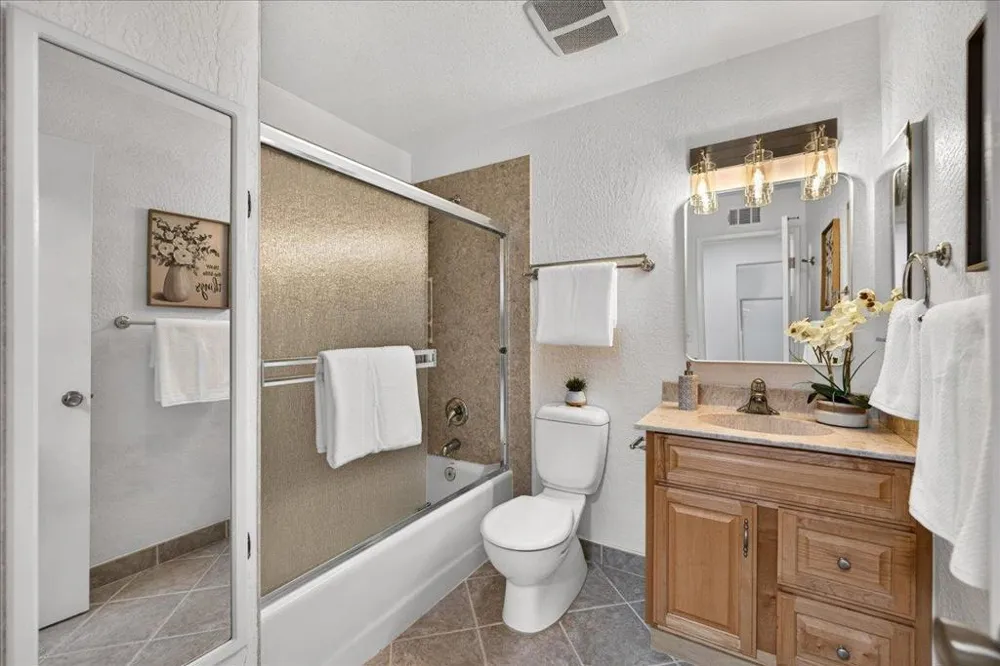 1055 Summerwood Court San Jose, CA 95132