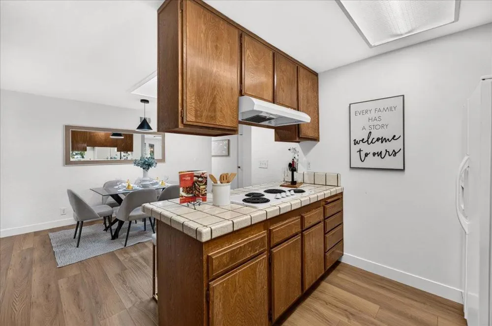 1055 Summerwood Court San Jose, CA 95132