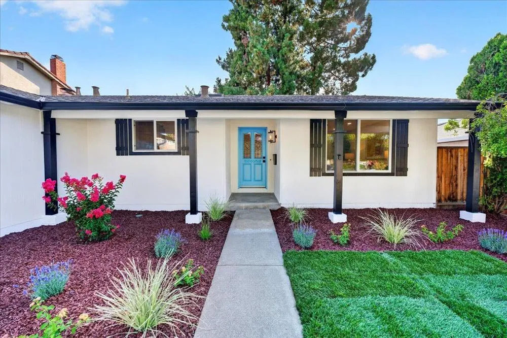 1055 Summerwood Court San Jose, CA 95132