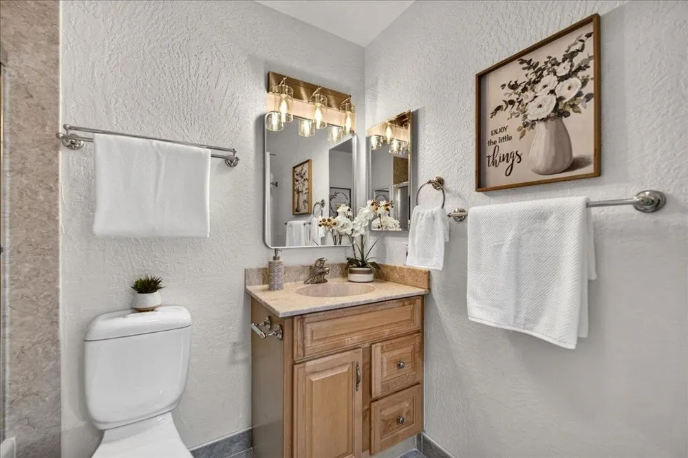 1055 Summerwood Court San Jose, CA 95132