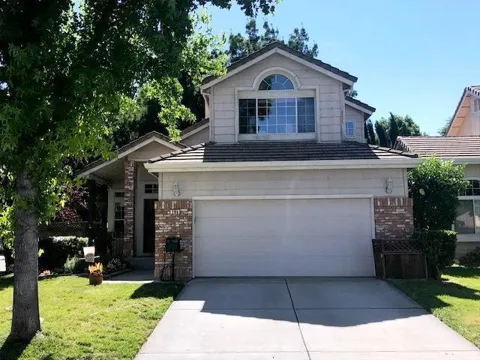 295 S 3rd Street