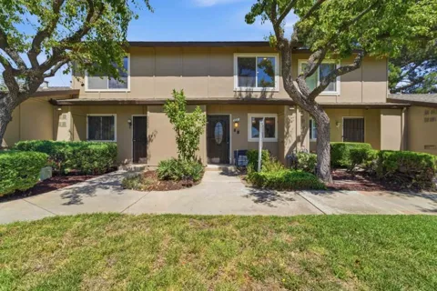 3341 Innerwick Lane