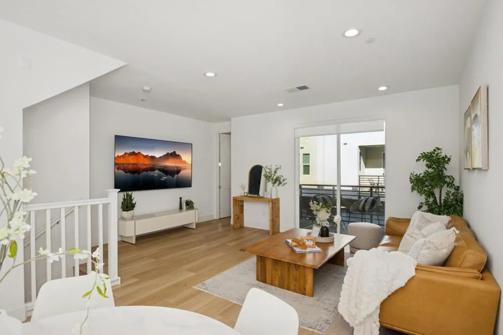 3690 Access Fremont, CA 94538