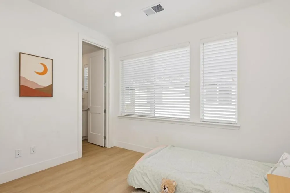3690 Access Fremont, CA 94538