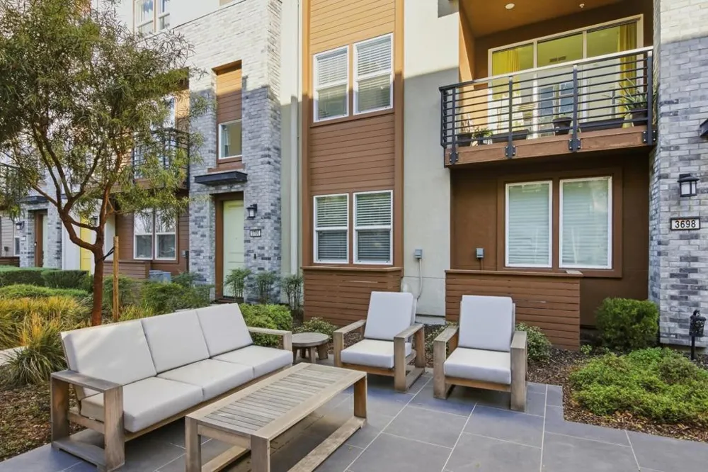 3690 Access Fremont, CA 94538
