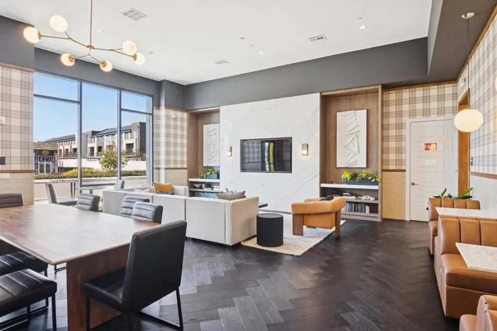 3690 Access Fremont, CA 94538