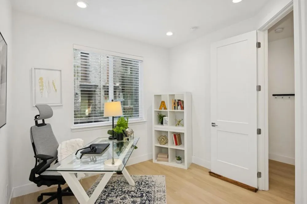 3690 Access Fremont, CA 94538