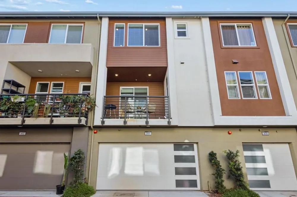 3690 Access Cmn Fremont, CA 94538