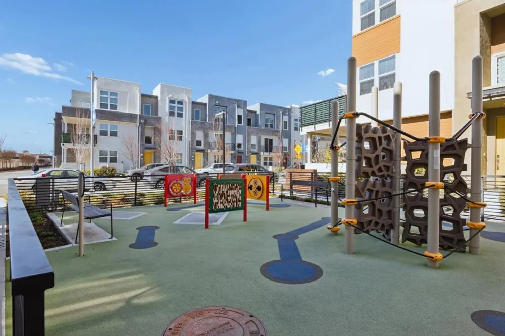 3690 Access Cmn Fremont, CA 94538