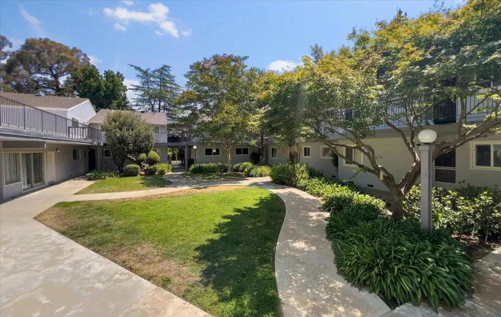 14245 Lora Drive #3 Los Gatos, CA 95032