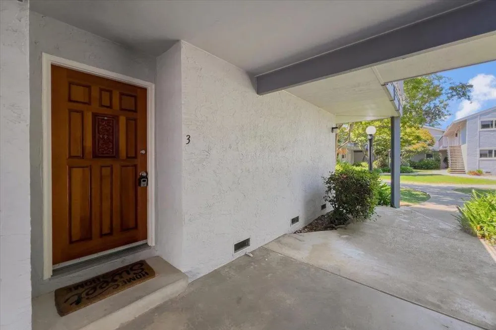 14245 Lora Drive #3 Los Gatos, CA 95032