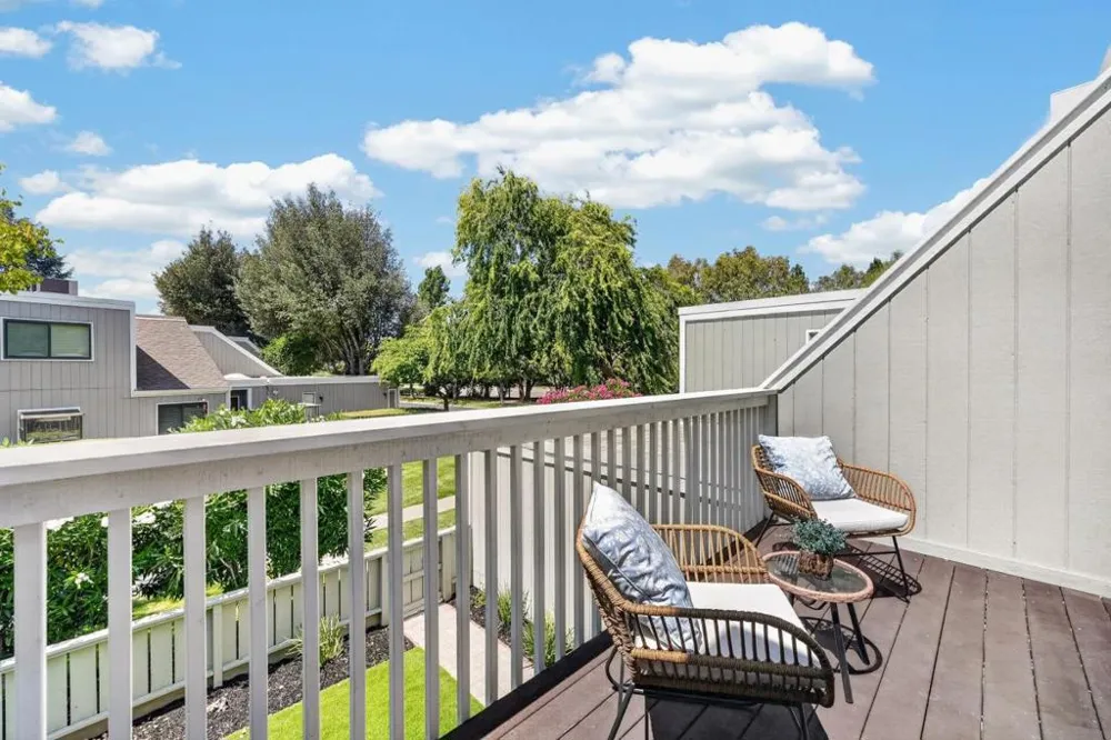 5380 Brookside Court Pleasanton, CA 94588