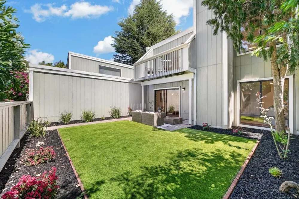 5380 Brookside Court Pleasanton, CA 94588