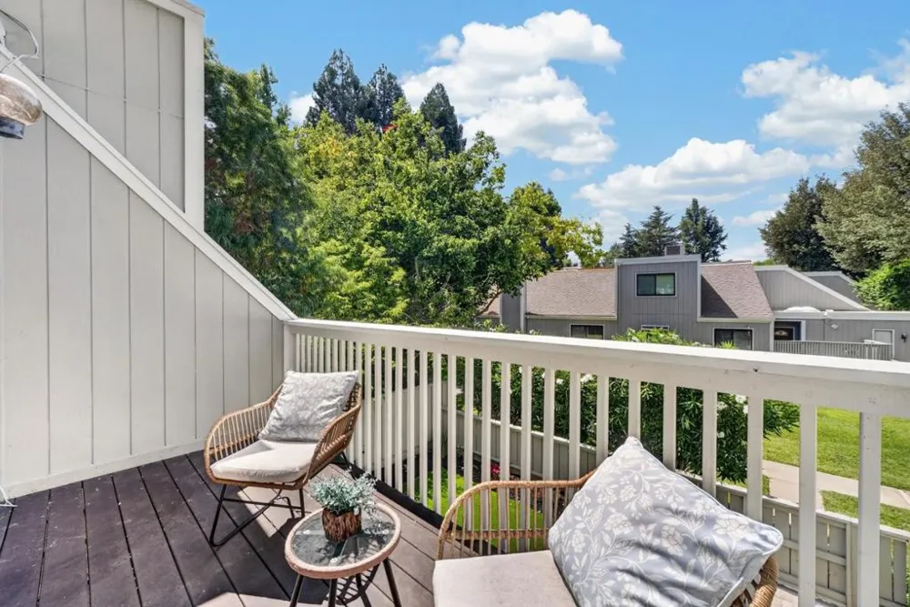 5380 Brookside Court Pleasanton, CA 94588