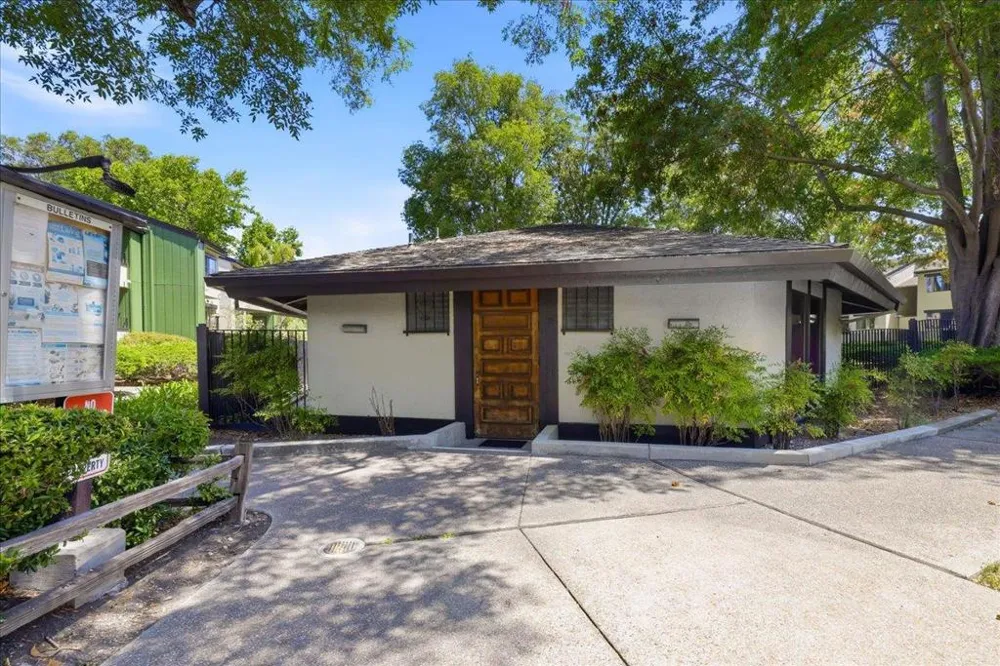 777 San Antonio Road #108 Palo Alto, CA 94303