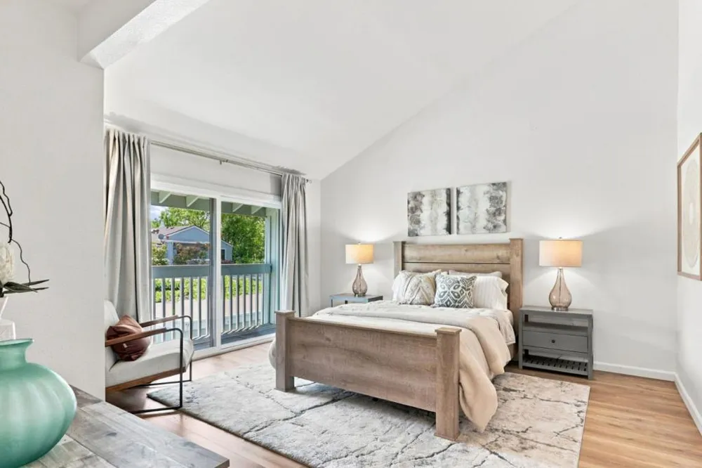 213 Ortega Avenue Mountain View, CA 94040