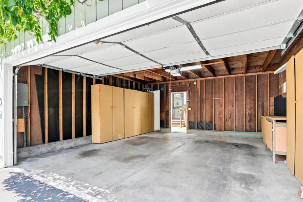 213 Ortega Avenue Mountain View, CA 94040