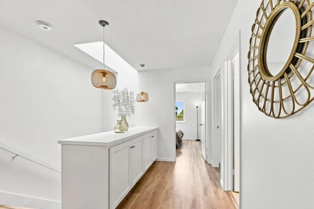 213 Ortega Avenue Mountain View, CA 94040