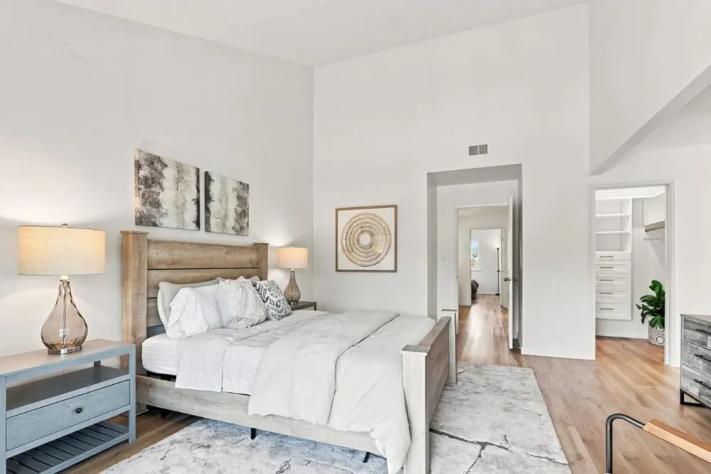 213 Ortega Avenue Mountain View, CA 94040
