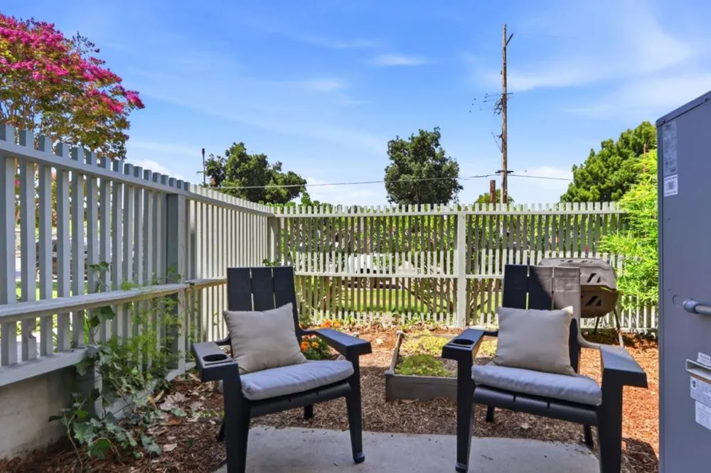 213 Ortega Avenue Mountain View, CA 94040