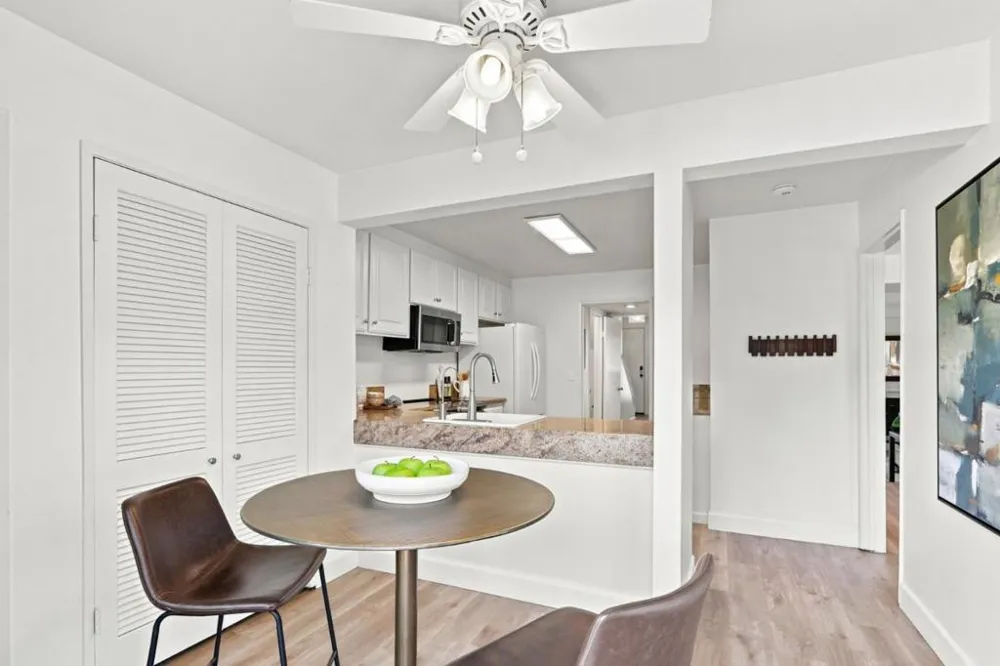 213 Ortega Avenue Mountain View, CA 94040