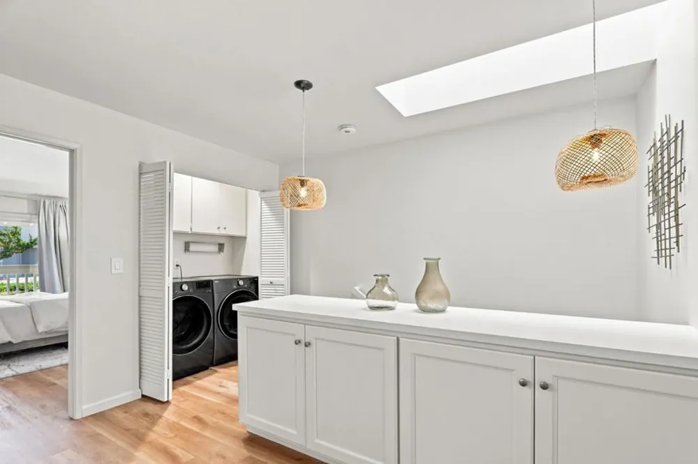 213 Ortega Avenue Mountain View, CA 94040