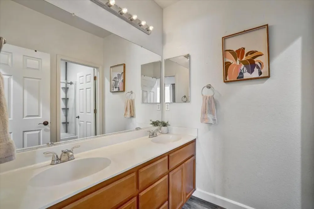 28252 S Lindly Lane Tracy, CA 95304