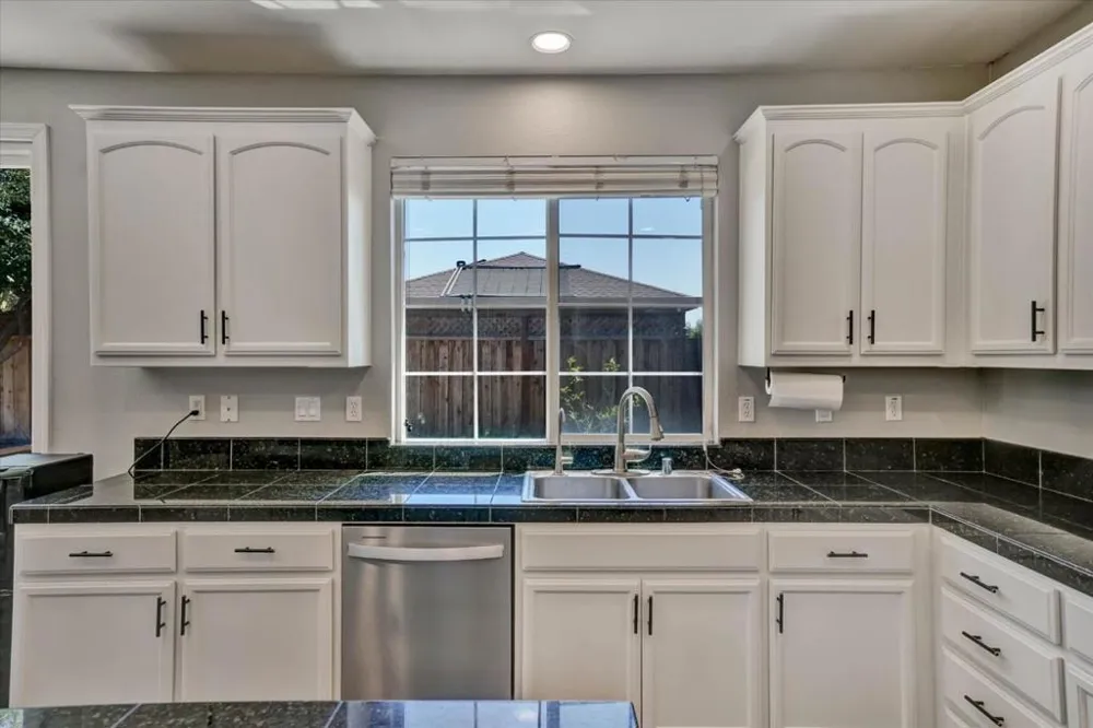 28252 S Lindly Lane Tracy, CA 95304