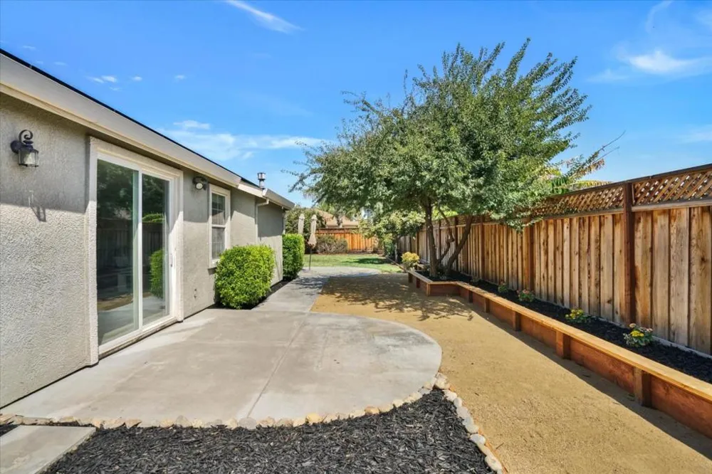 28252 S Lindly Lane Tracy, CA 95304