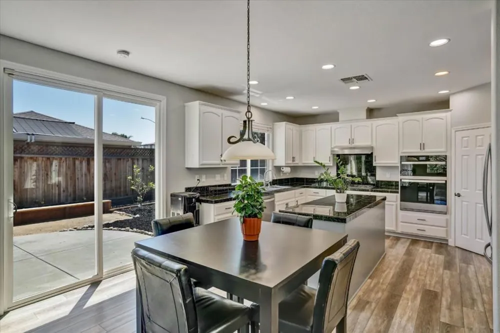 28252 S Lindly Lane Tracy, CA 95304