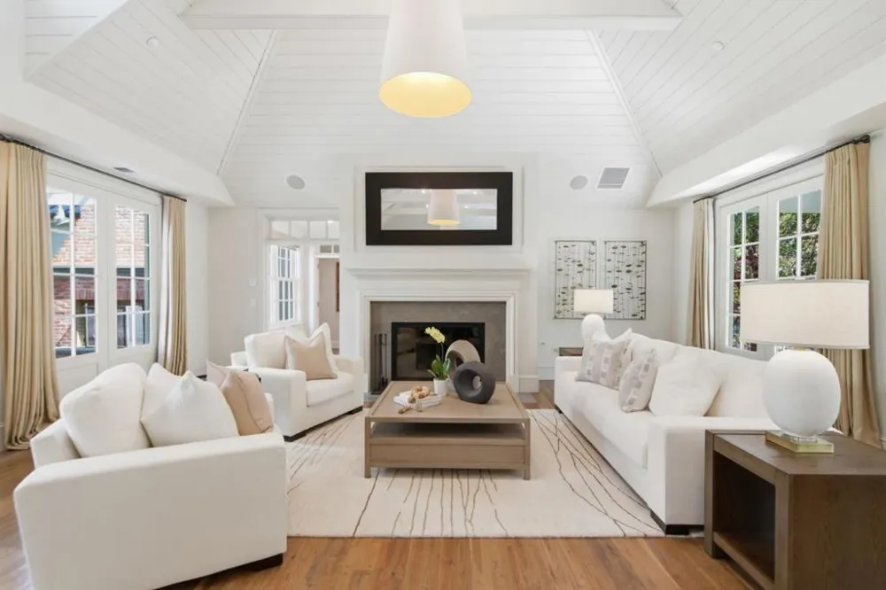 901 Hillsborough Boulevard Hillsborough, CA 94010