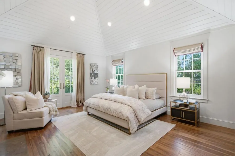 901 Hillsborough Boulevard Hillsborough, CA 94010