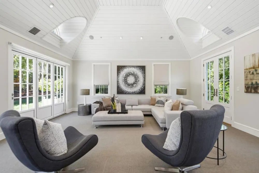 901 Hillsborough Boulevard Hillsborough, CA 94010
