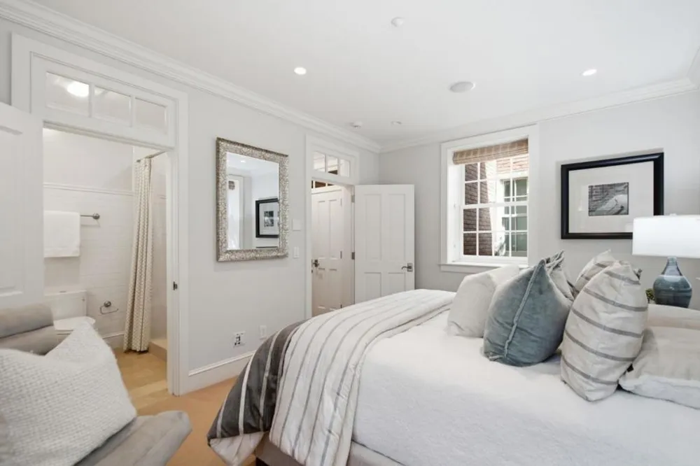 901 Hillsborough Boulevard Hillsborough, CA 94010