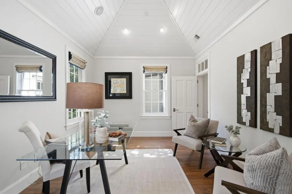 901 Hillsborough Boulevard Hillsborough, CA 94010