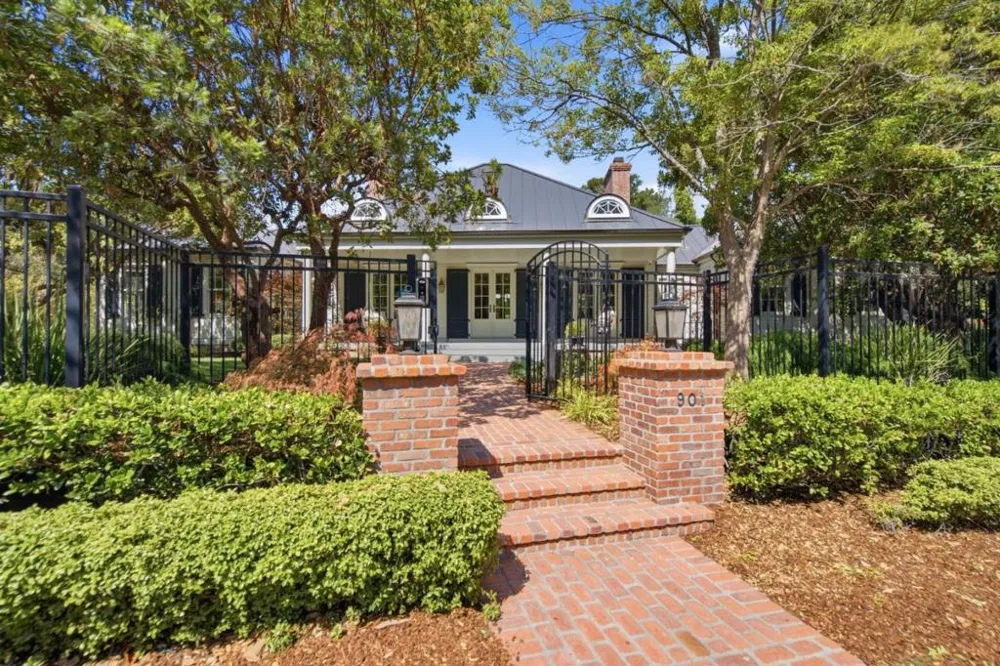 901 Hillsborough Boulevard Hillsborough, CA 94010