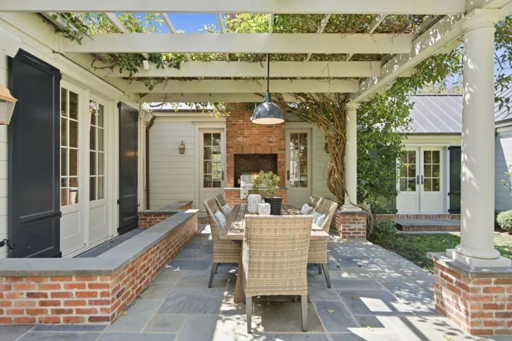 901 Hillsborough Boulevard Hillsborough, CA 94010