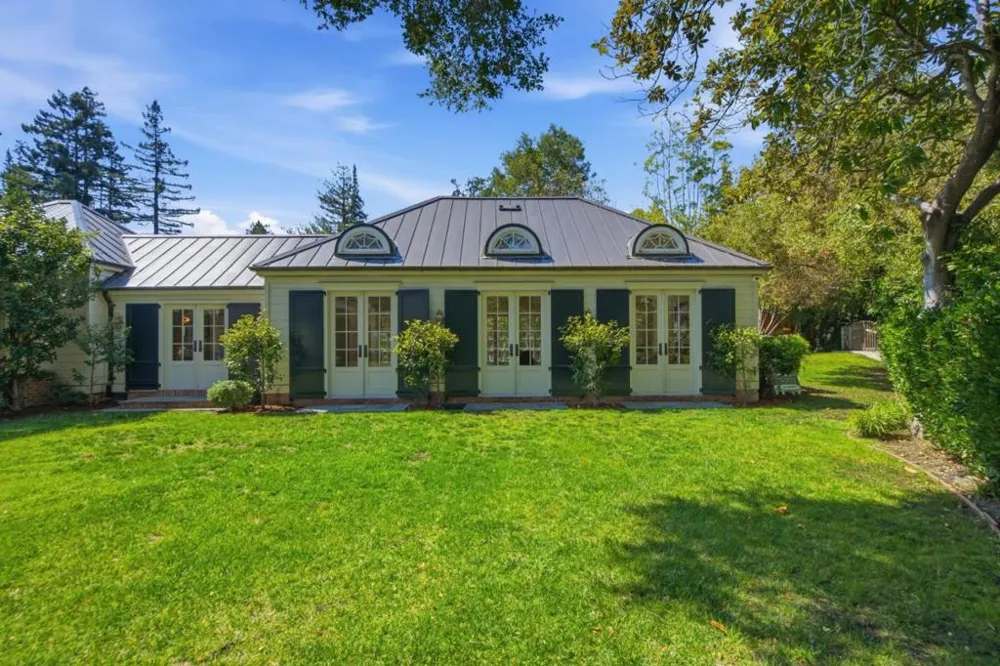 901 Hillsborough Boulevard Hillsborough, CA 94010