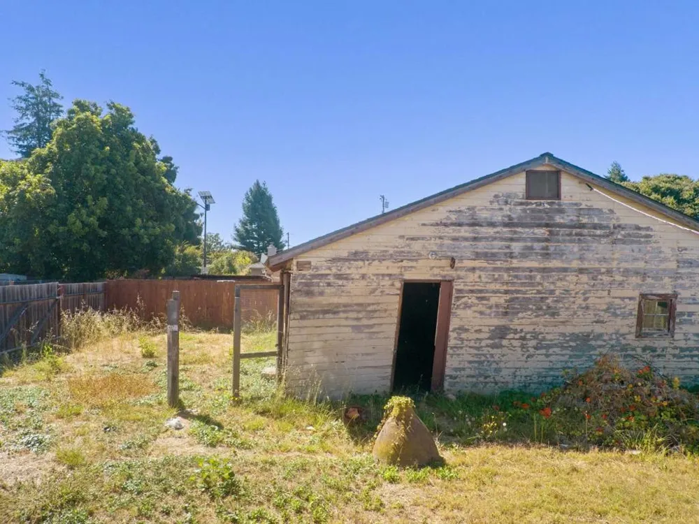 638 Orchard Street Watsonville, CA 95076