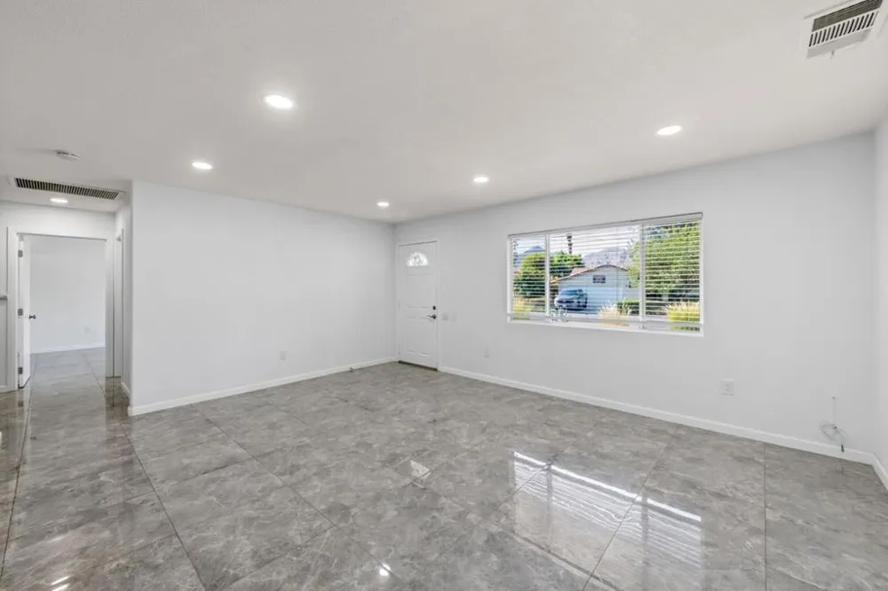 77030 Florida Avenue Palm Desert, CA 92211