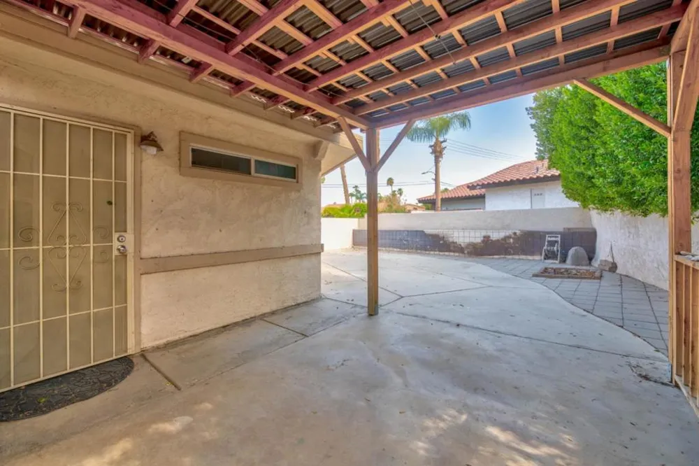 77030 Florida Avenue Palm Desert, CA 92211