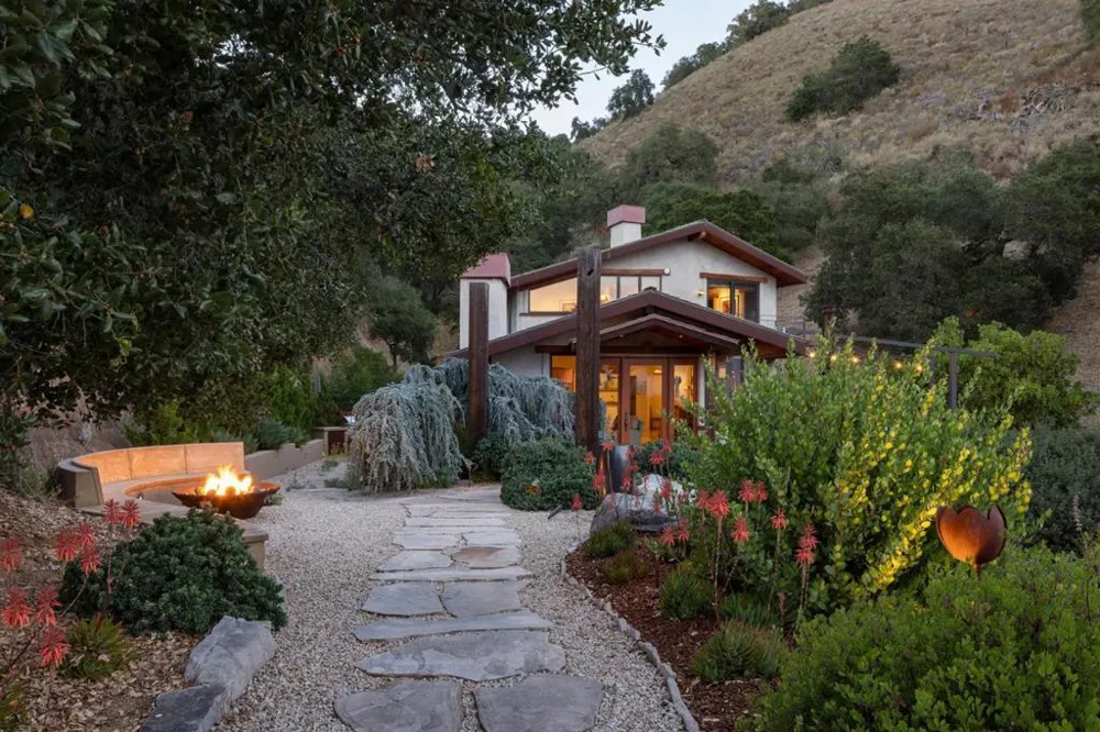 407 El Caminito Road Carmel Valley, CA 93924