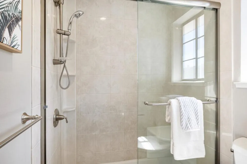 101 E Middlefield Road #5 Mountain View, CA 94043